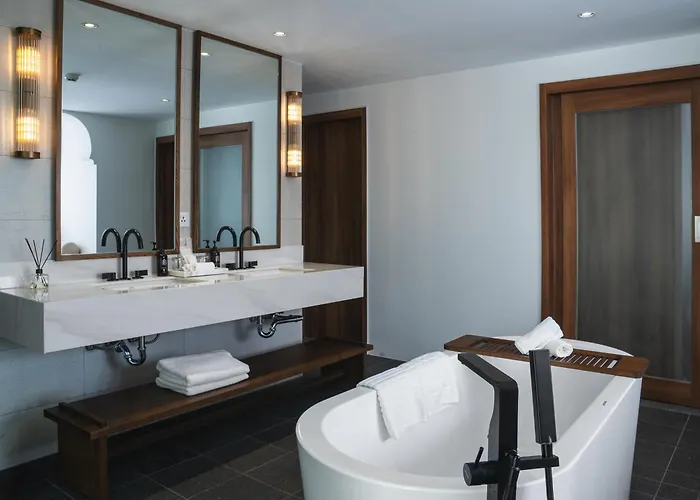The Wander By Sarai 5*